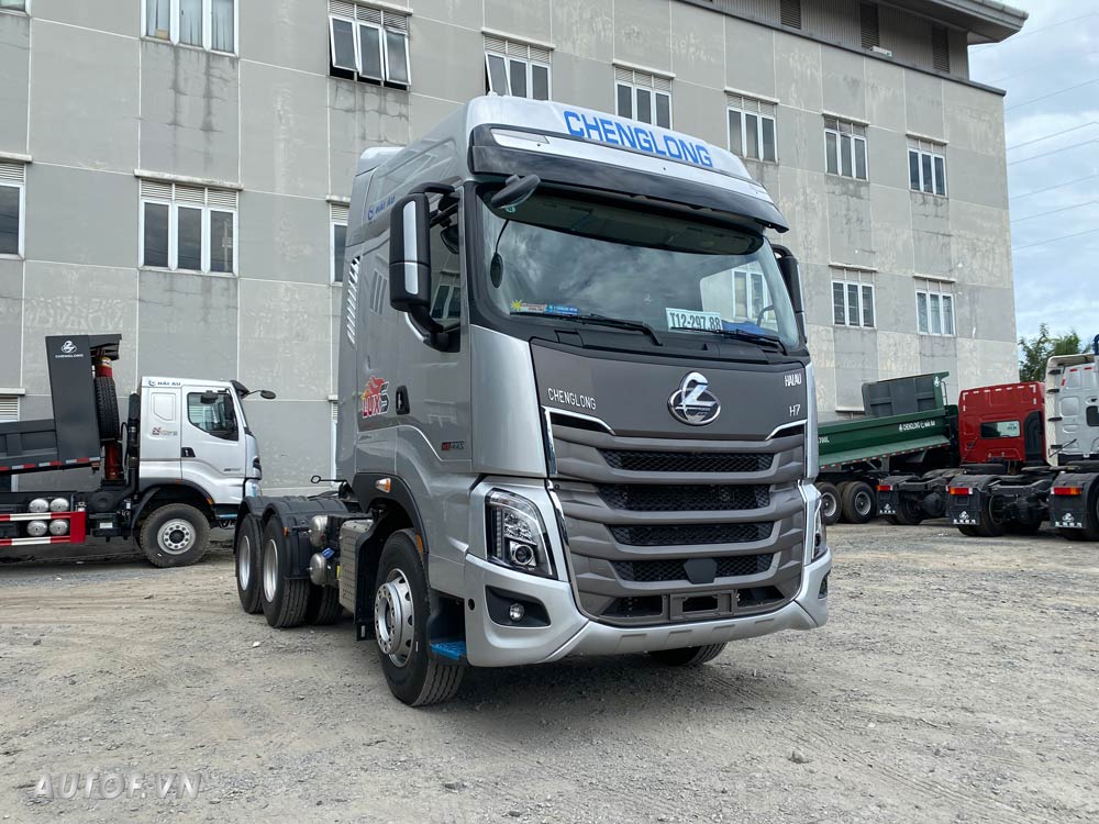 Đầu kéo ChengLong H7 445HP LuxS